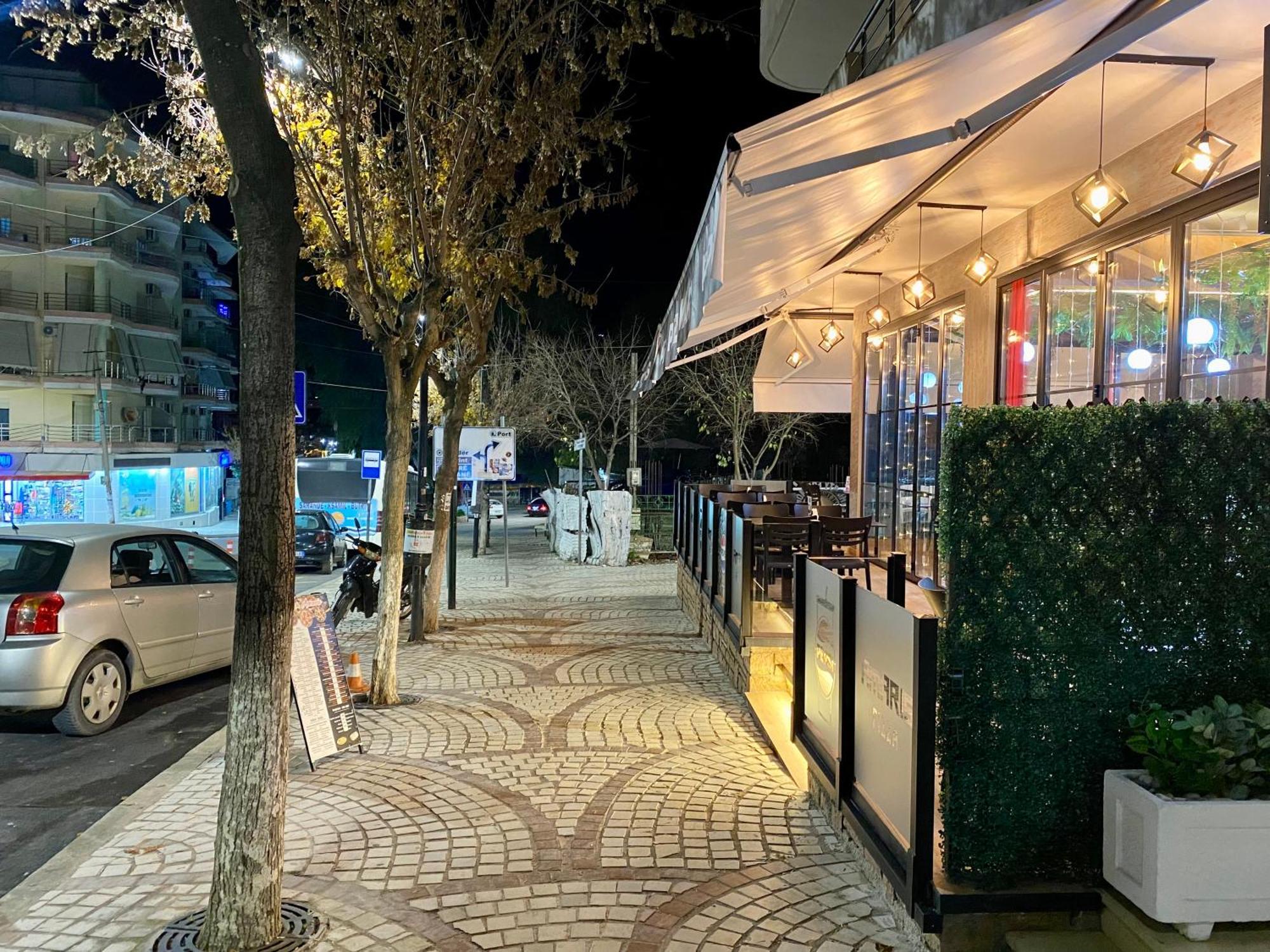 Hotel Metali Sarandë Buitenkant foto