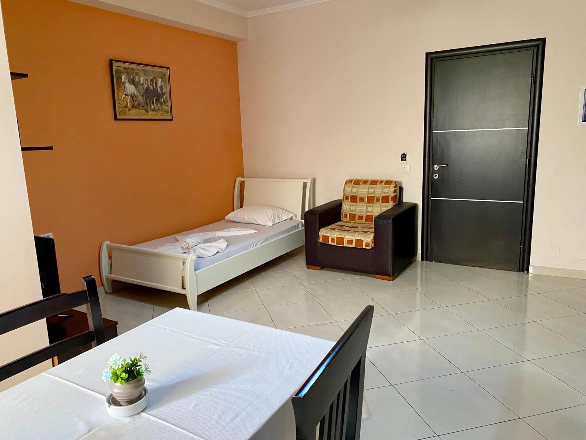 Hotel Metali Sarandë Buitenkant foto