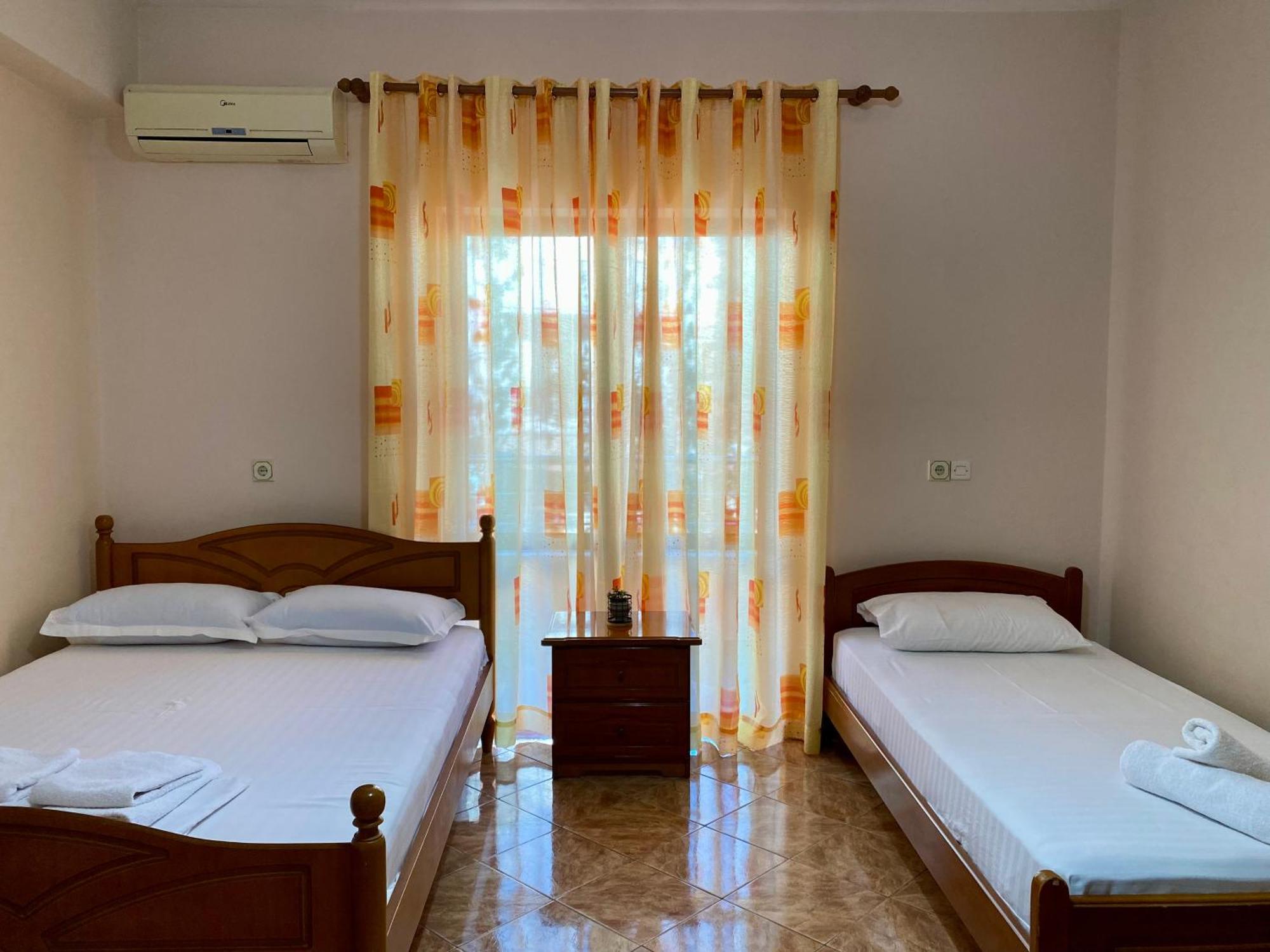 Hotel Metali Sarandë Buitenkant foto